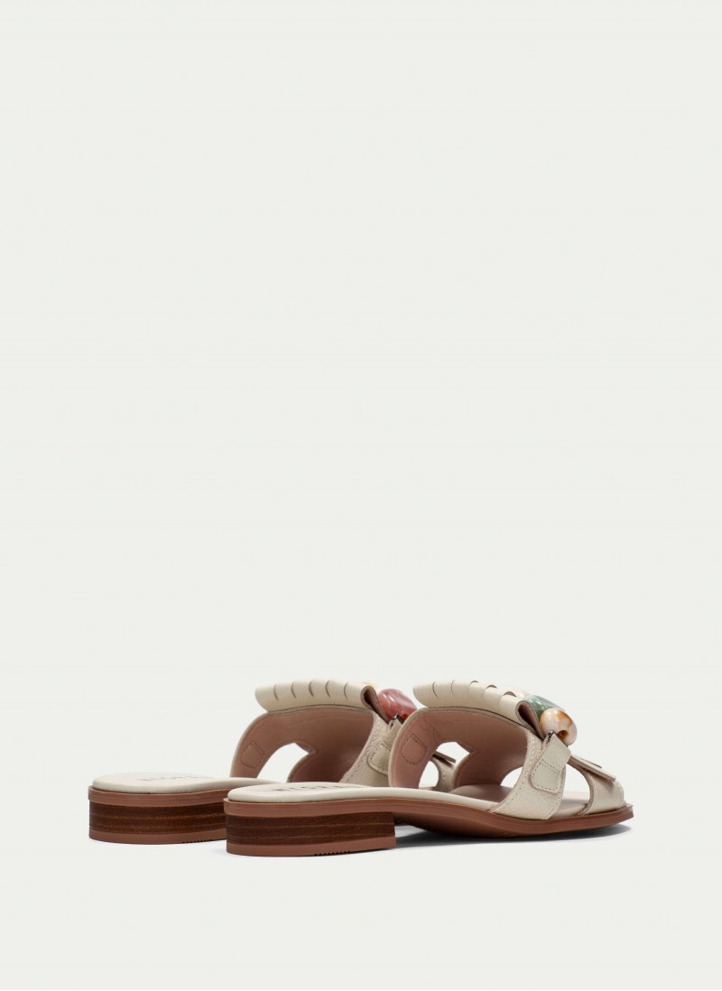 Yakarta HV253944 Sandals - Latte